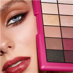 charming escape maxi eyeshadow palette
