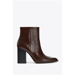 LEATHER BLOCK HEEL ANKLE BOOTS