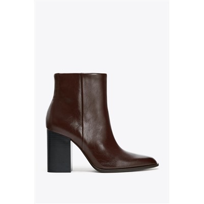 LEATHER BLOCK HEEL ANKLE BOOTS