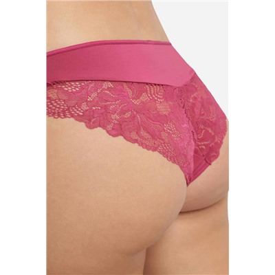 Braga clásica con encaje