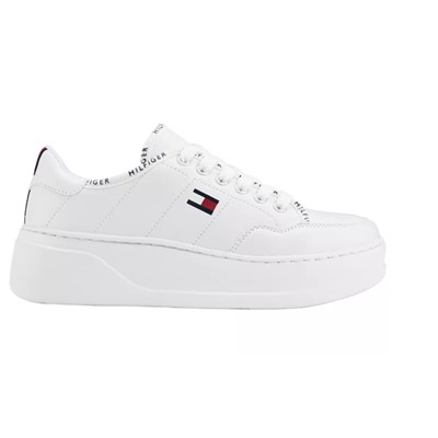Tommy Hilfiger Grazie Lightweight Lace Up Casual Sneakers