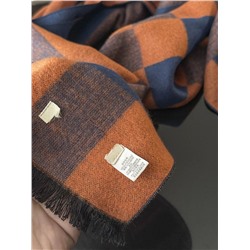 Шерстяной шарф унисекс, этикетки надрезаны