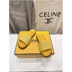 Шлепки   ФЕНД*И