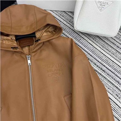 Pra* новая куртка из овечьей кожи с капюшоном, дизайн с тиснением букв, жаккардовая подкладка, высококачественное качество YB1:1, индивидуальный заказ, два цвета