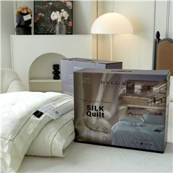 Невероятно нежное шелковое одеяло премиум класса   BVLGAR*I Hote*l Duba*i