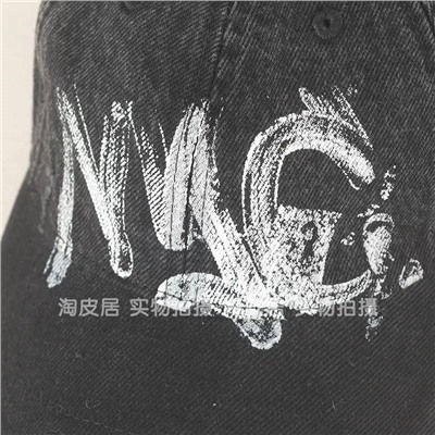 Стильная кепка ❤️ H&*M с пртертостями Экспорт