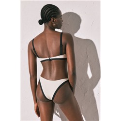 Braga bikini brasileña color block B&W