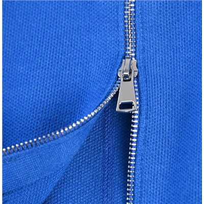 Короткий вязаный кардиган слегка свободного кроя