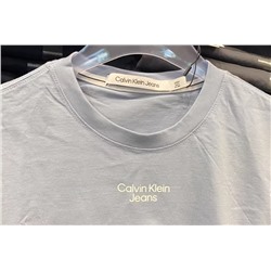 Футболка мужская CALVIN KLEI*N   шикарная! и качество и модель)