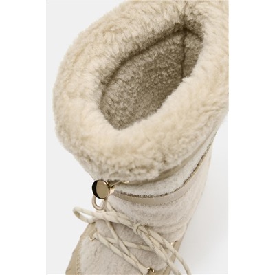 SHEARLING EFFECT ANKLE BOOTS SKI COLLECTION, CHARACTERISTICS