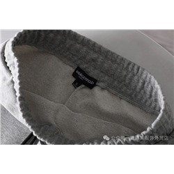 Юбка Karl Lagerfeld  Цвет: серая, чёрная Материал: хлопок