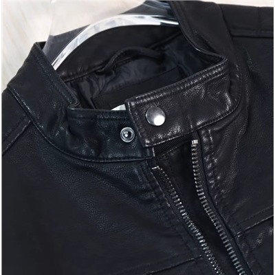 Стильная повседневная куртка в мотоциклетном стиле из мягкой искусственной кожи