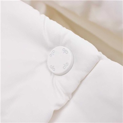 Женский жилет с капюшоном на молнии АЛ*О