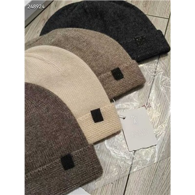 Женская шапка из кашемира  Brunell*o Cucinell*i