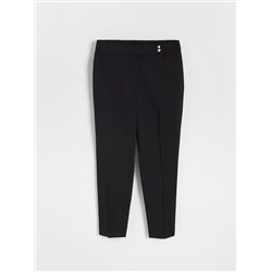 Zigarettenhose mit Bügelkante