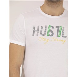 Beyaz Slim Fit Baskılı Bisiklet Yaka Tişört