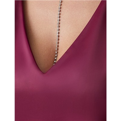 Элегантный топ с V вырезом из струящегося сатина