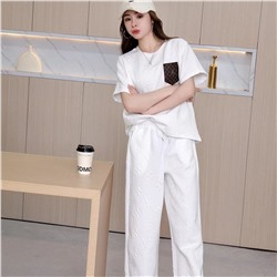 Костюм женский LV