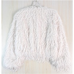 Стильный женственный жакет с блестящими шелковыми кисточками и отделкой из перьев.