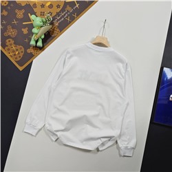 Стильный  свитшот с объемной вышивкой  Оверсайз   ⚫️Loew*e