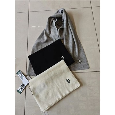 Теплый вязаный шарф с рисунком КАР*Л 😎