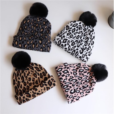 Леопардовая шапка. Тренд сезона)