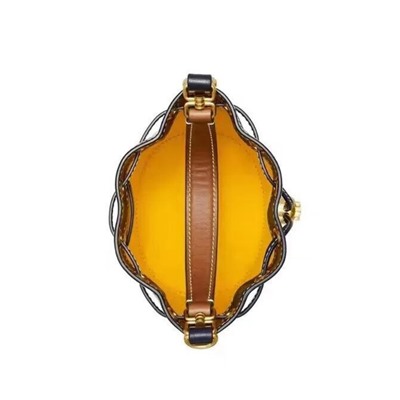 Стильная и универсальная кожаная сумка ТОРИ БЕР*Ч