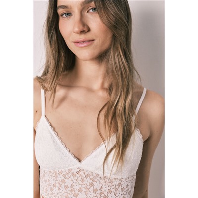 Sujetador bralette triangular encaje blanco