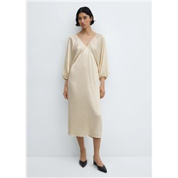 Vestido satinado escote pico