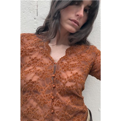 LACE BUTTON-UP TOP