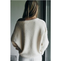 KNIT JUMPER WITH BROOCH