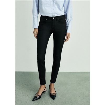 Jeans Pushup skinny encerados