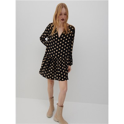 Gemustertes kleid