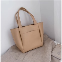 Шикарная сумка (По моему такие или похожие в Zar*a продавались)