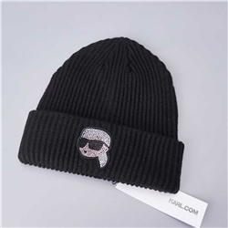 Вязаная шапка КАР*Л 😎