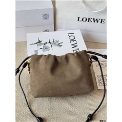 Стильная замшевая сумка  LOEW*E