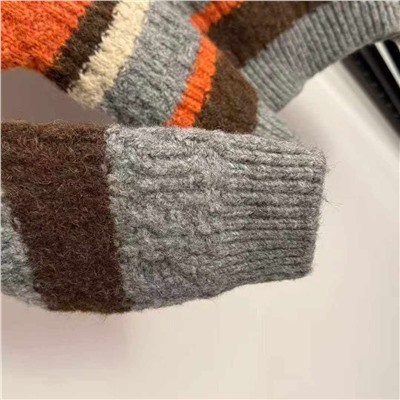 Женский шерстяной свитер в полоску  МИУ МИ*У