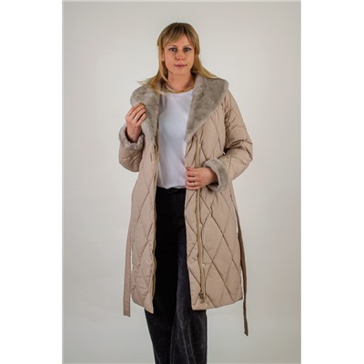 Стеганое пальто с меховой отделкой арт. 23153