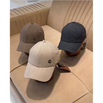 Стильные мужские  кепки  Lor*o Pian*a