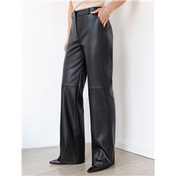 Прямые брюки из искусственной кожи
