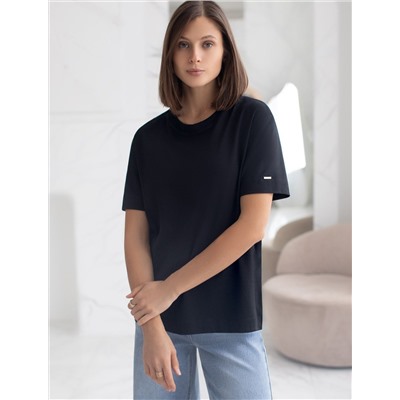 Свободная футболка из премиального хлопка с эластаном