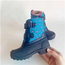 Теплые сапожки для девочки  У продавца на остатке небольшое количество 🧡  ✔️Водонепроницаемые с нескользящей резиновой подошвой