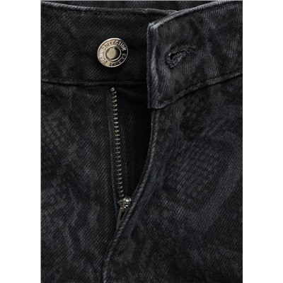 Jeans efecto serpiente