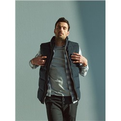 Steppweste mit Stehkragen