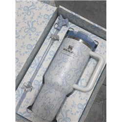 Термокружка  в подарочной, упаковке с чехлом и трубочкой