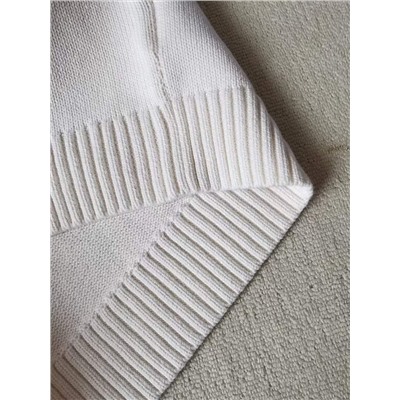 Женский трикотажный свитер с вышивкой РАЛЬ*Ф Л