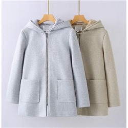 Женская шерстяное пальто прямого кроя средней длины