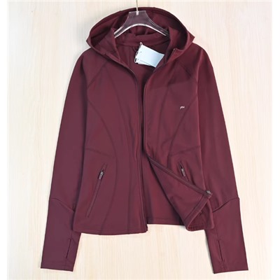 Легкая женская куртка