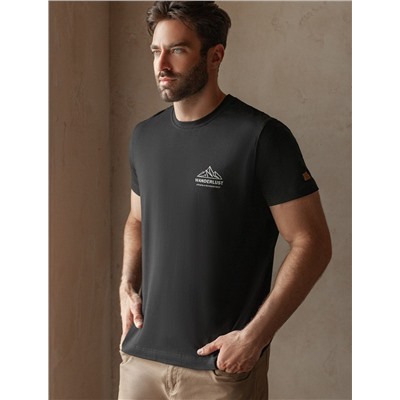 Футболка из премиального хлопка с авторским принтом