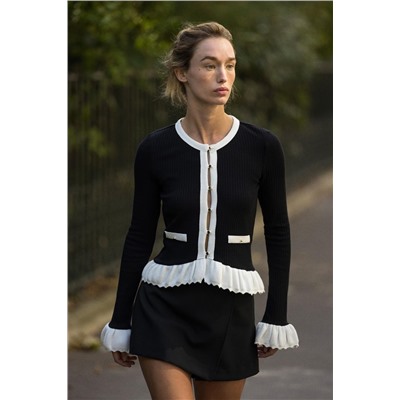 CONTRAST KNIT CARDIGAN